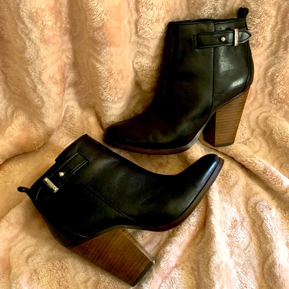 COACH Booties in black leather